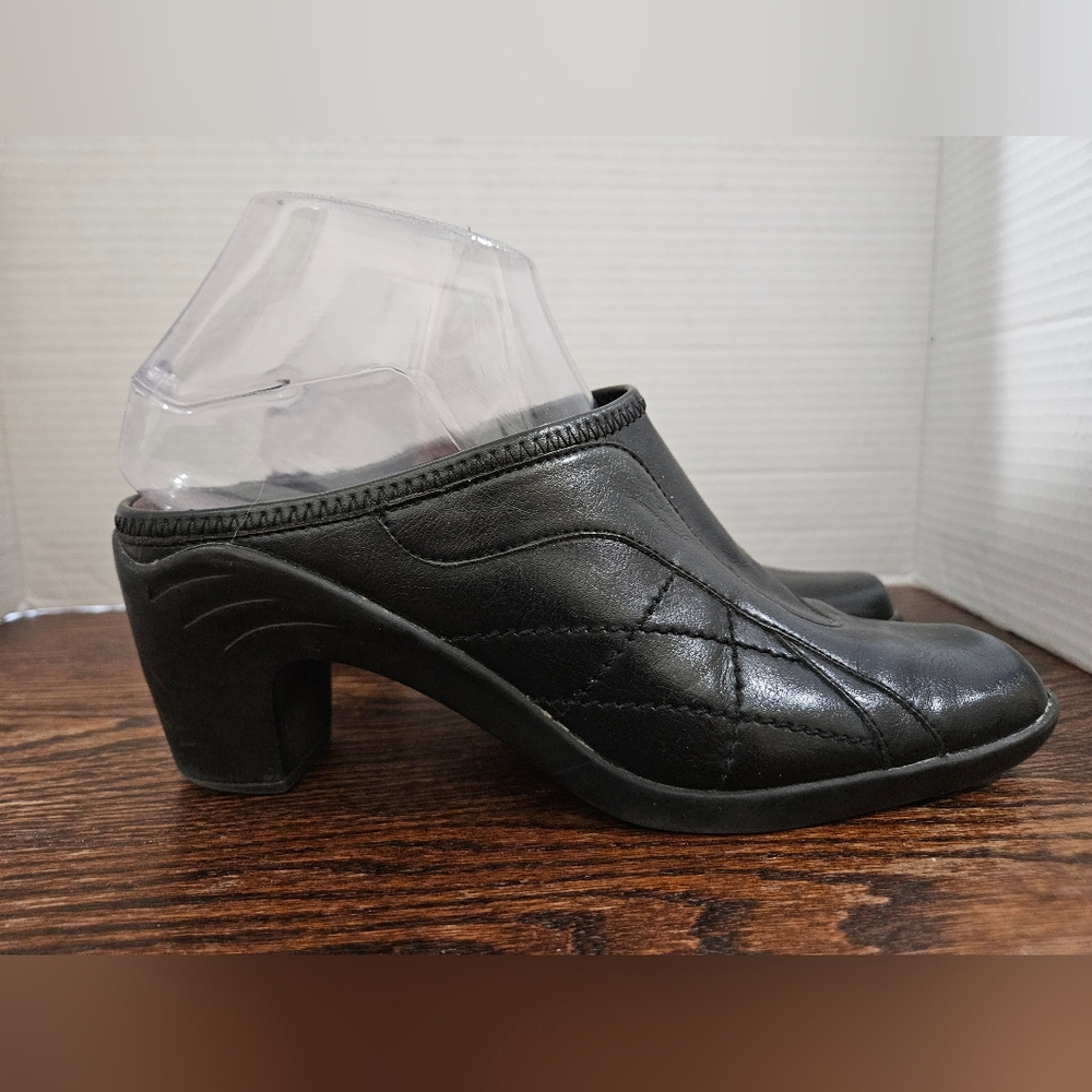 AEROSOLES size 8 Womens.(3)